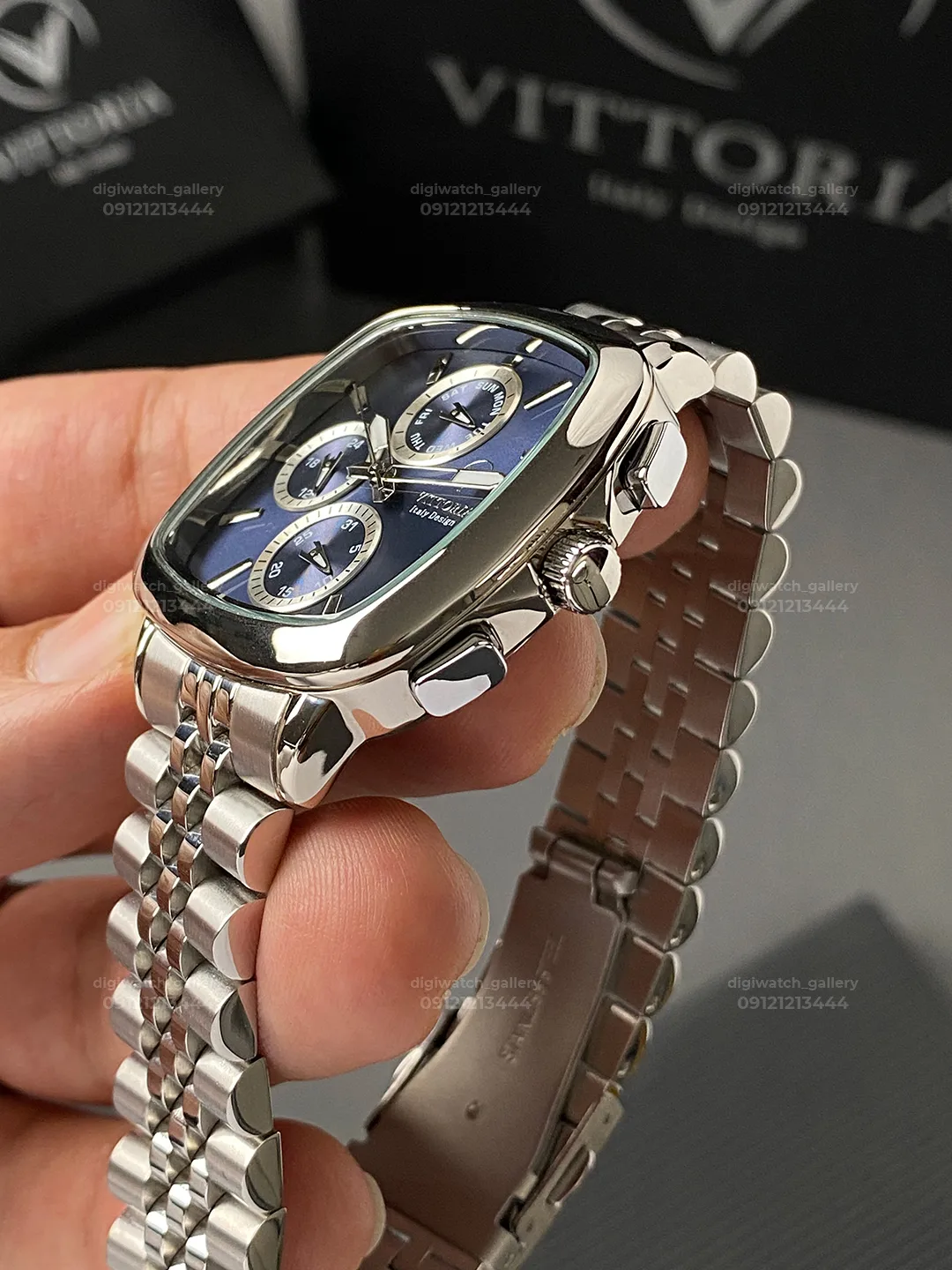 خرید ساعت اورجینال آبی ویتوریا مدل VT3403